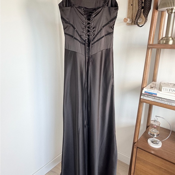 Commense Lace Up Back Satin Maxi Dress  Black  Extra Small  New With Tags - Picture 5 of 10